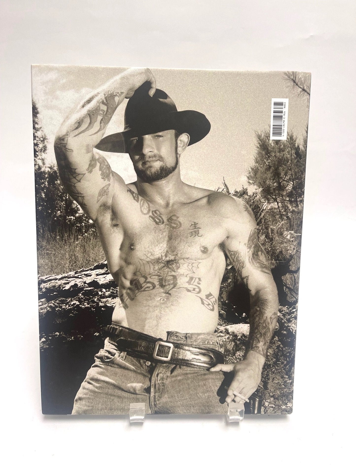 To the Last Man Raging Stallion Published by Bruno Gmunder 2009 Photos Kent Taylor & Geof Teague Pristine Condition Hardcover Mature