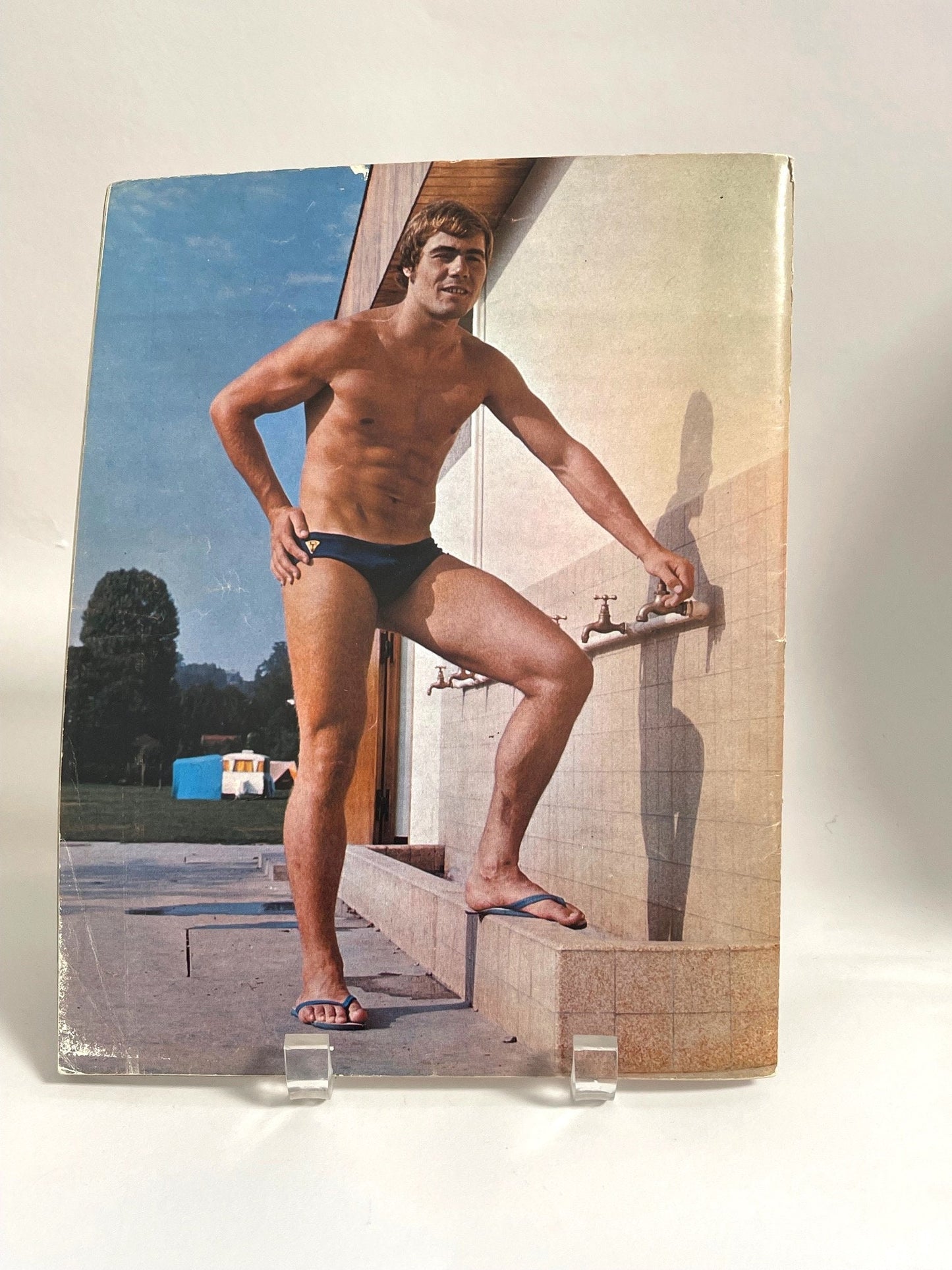 Modern Male number 5 collectors edition by Acme physique art body building - Fashion - Entertainment. Beefcake Color / B&W 1969