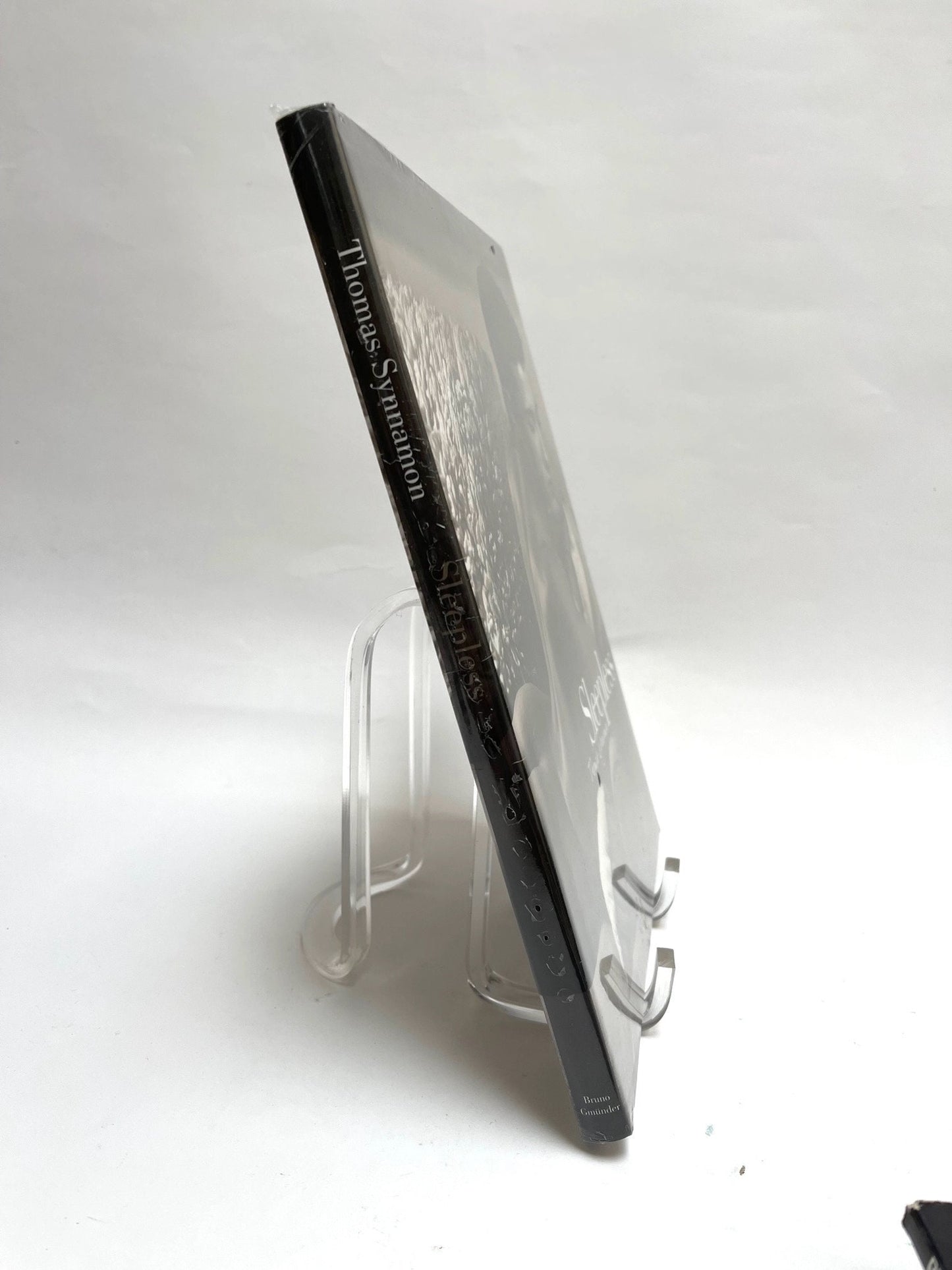 Sleepless Hardcover Book – 2010 Thomas Synnamon Photographer, MINT Still in original plastic Published by Bruno Gmunder Mature